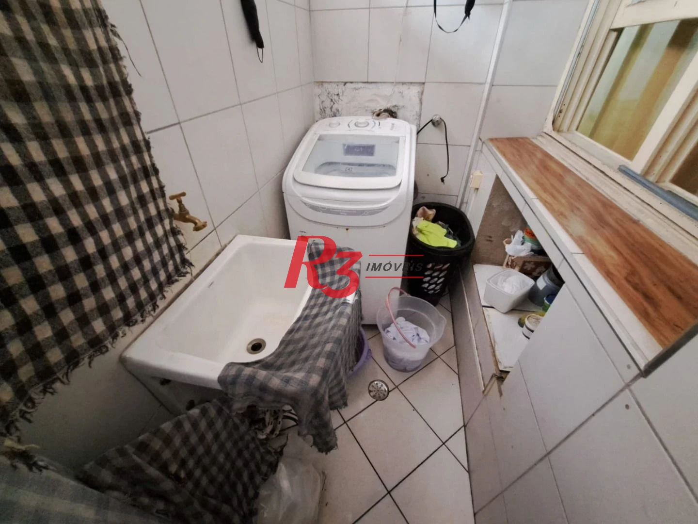 Apartamento com 2 dormitórios à venda, 95 m² por R$ 580.000,00 - Gonzaga - Santos/SP
