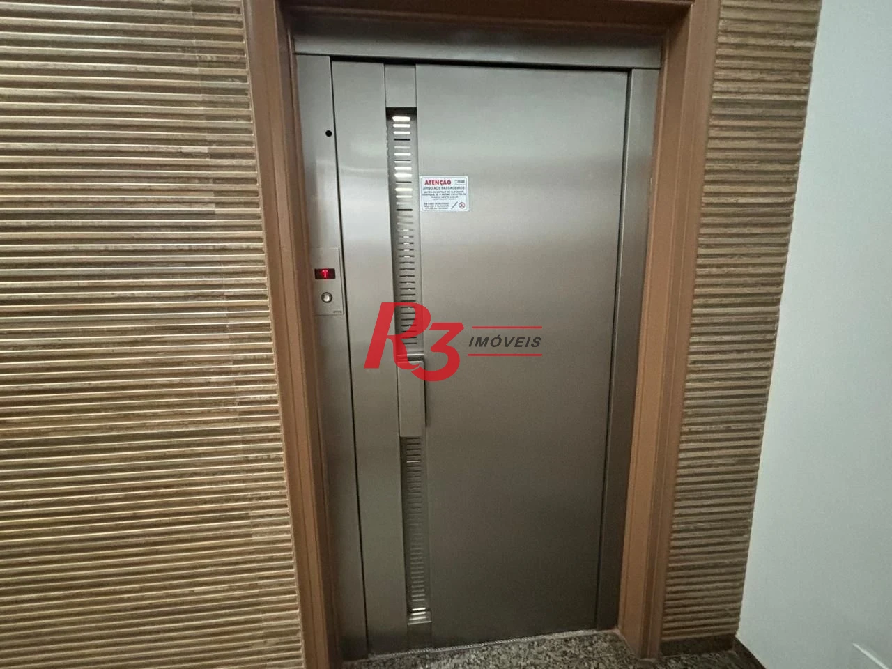 Apartamento com 3 dormitórios à venda, 145 m² por R$ 1.010.000,00 - Ponta da Praia - Santos/SP