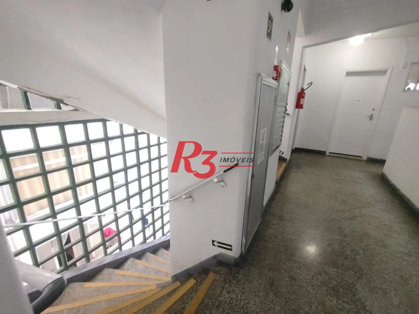 Apartamento com 1 dormitório à venda, 27 m² por R$ 300.000,00 - José Menino - Santos/SP