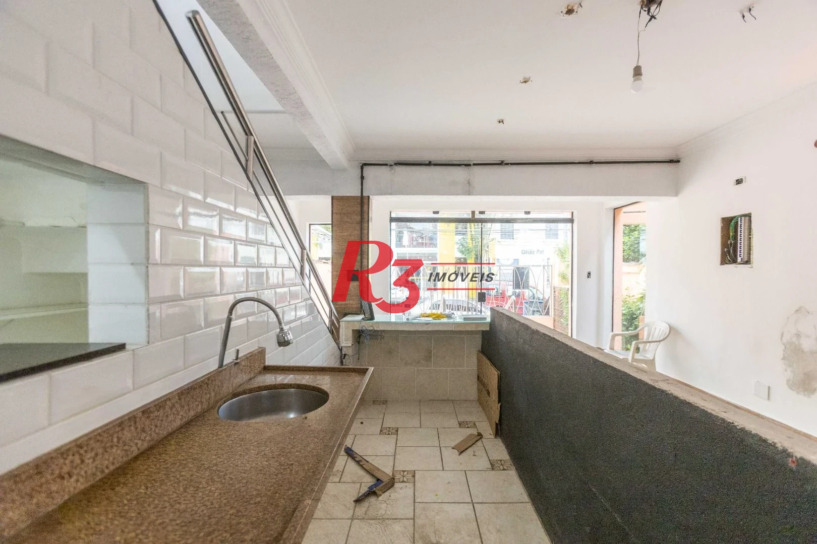 Sobrado para alugar, 173 m² por R$ 8.989,22/mês - Boqueirão - Santos/SP