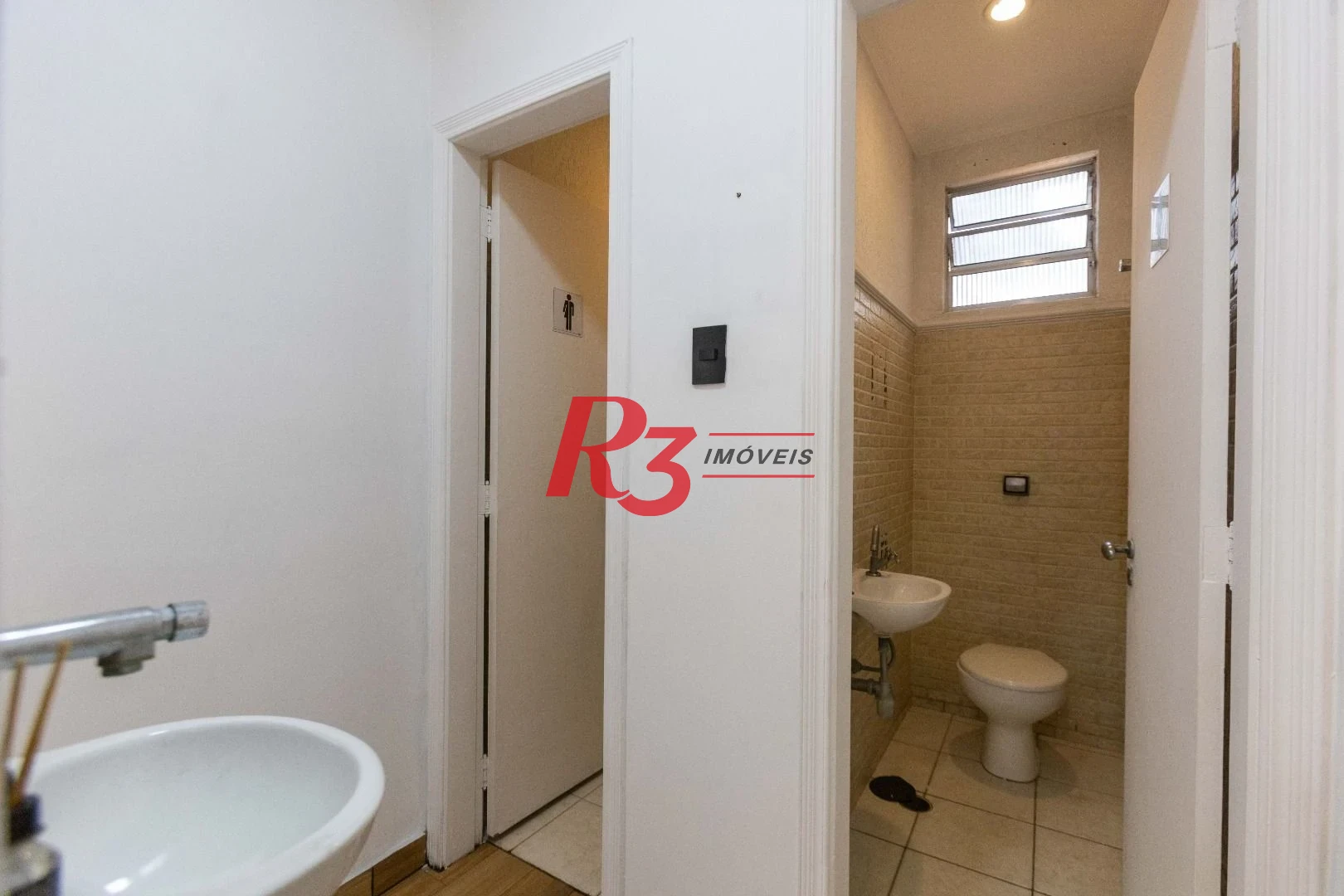 Sobrado para alugar, 173 m² por R$ 8.989,22/mês - Boqueirão - Santos/SP