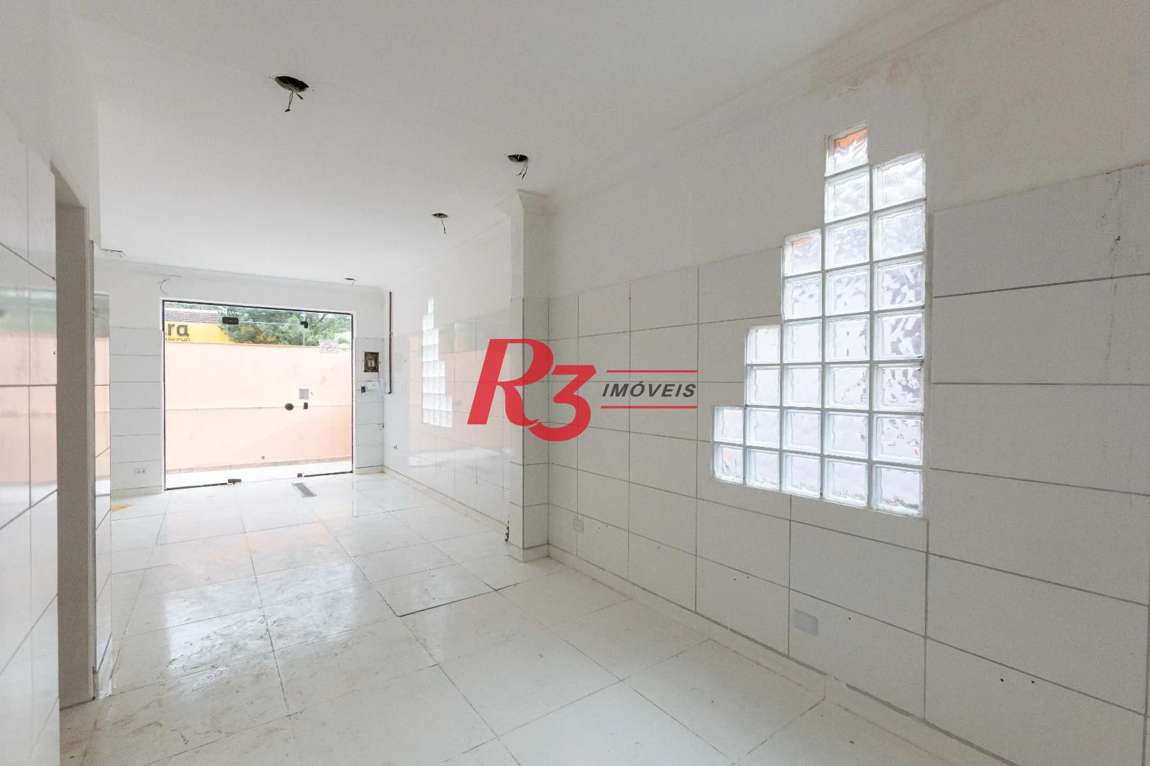 Sobrado para alugar, 173 m² por R$ 8.989,22/mês - Boqueirão - Santos/SP