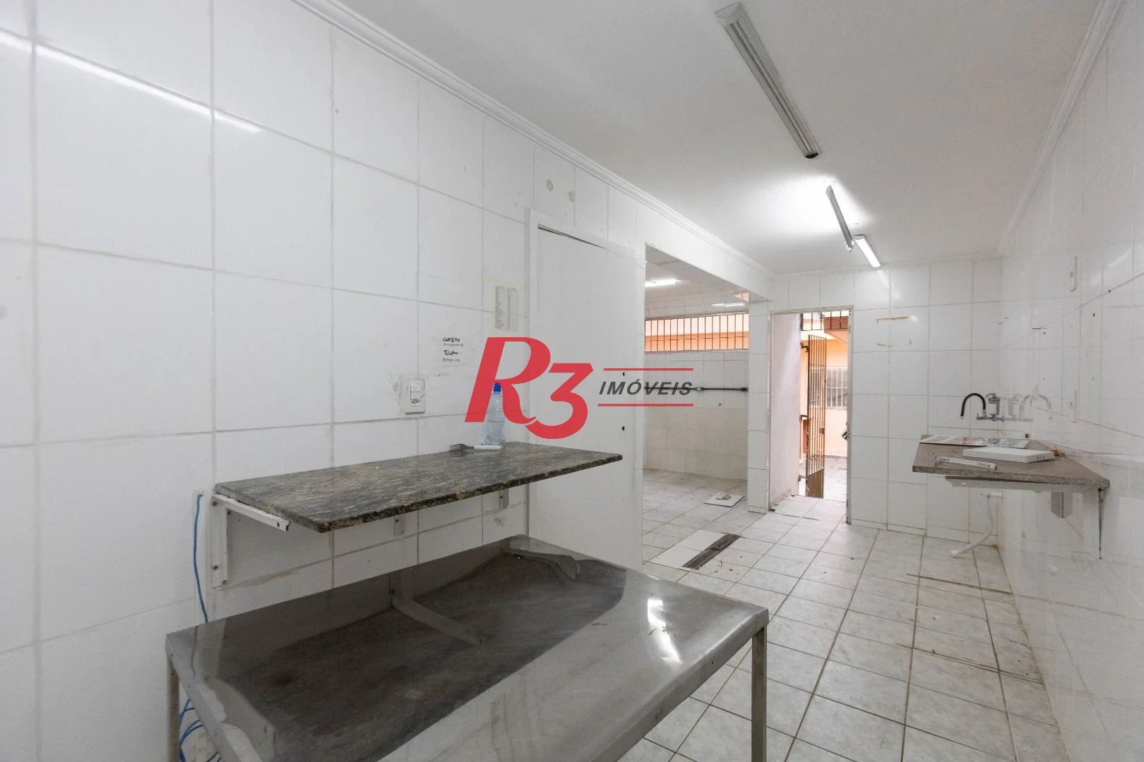 Sobrado para alugar, 173 m² por R$ 8.989,22/mês - Boqueirão - Santos/SP
