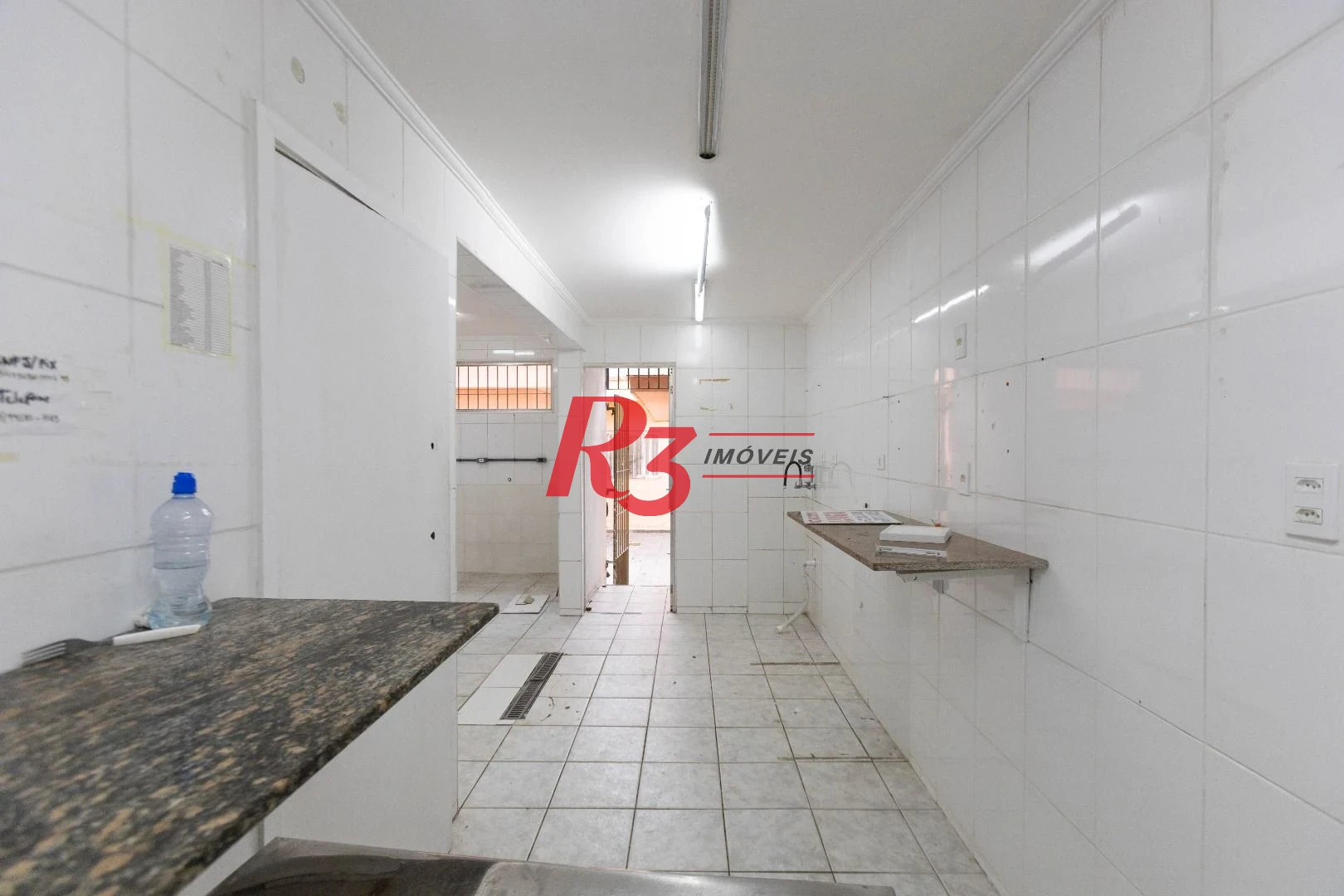 Sobrado para alugar, 173 m² por R$ 8.989,22/mês - Boqueirão - Santos/SP