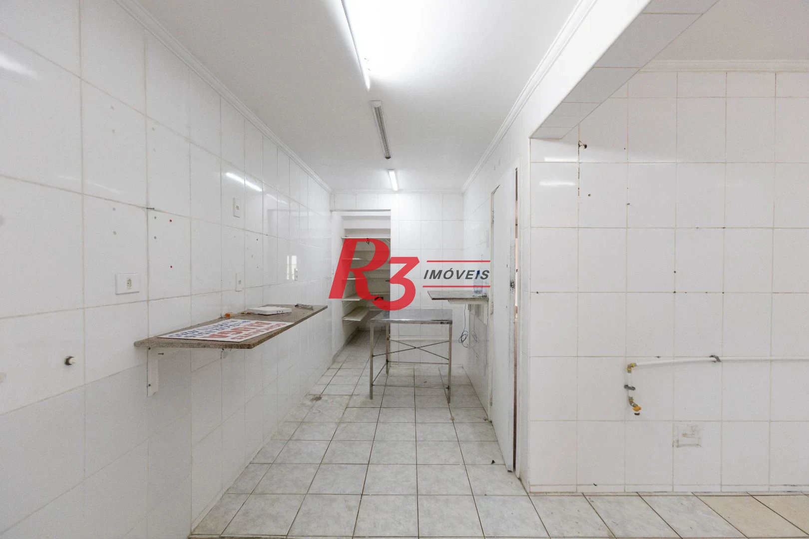 Sobrado para alugar, 173 m² por R$ 8.989,22/mês - Boqueirão - Santos/SP
