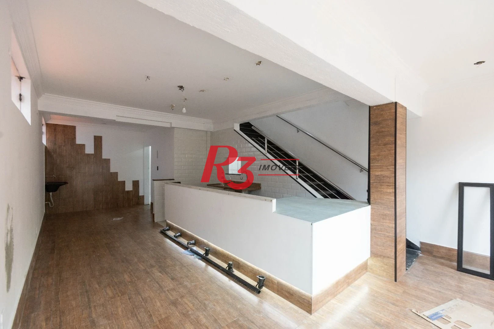 Sobrado para alugar, 173 m² por R$ 8.989,22/mês - Boqueirão - Santos/SP