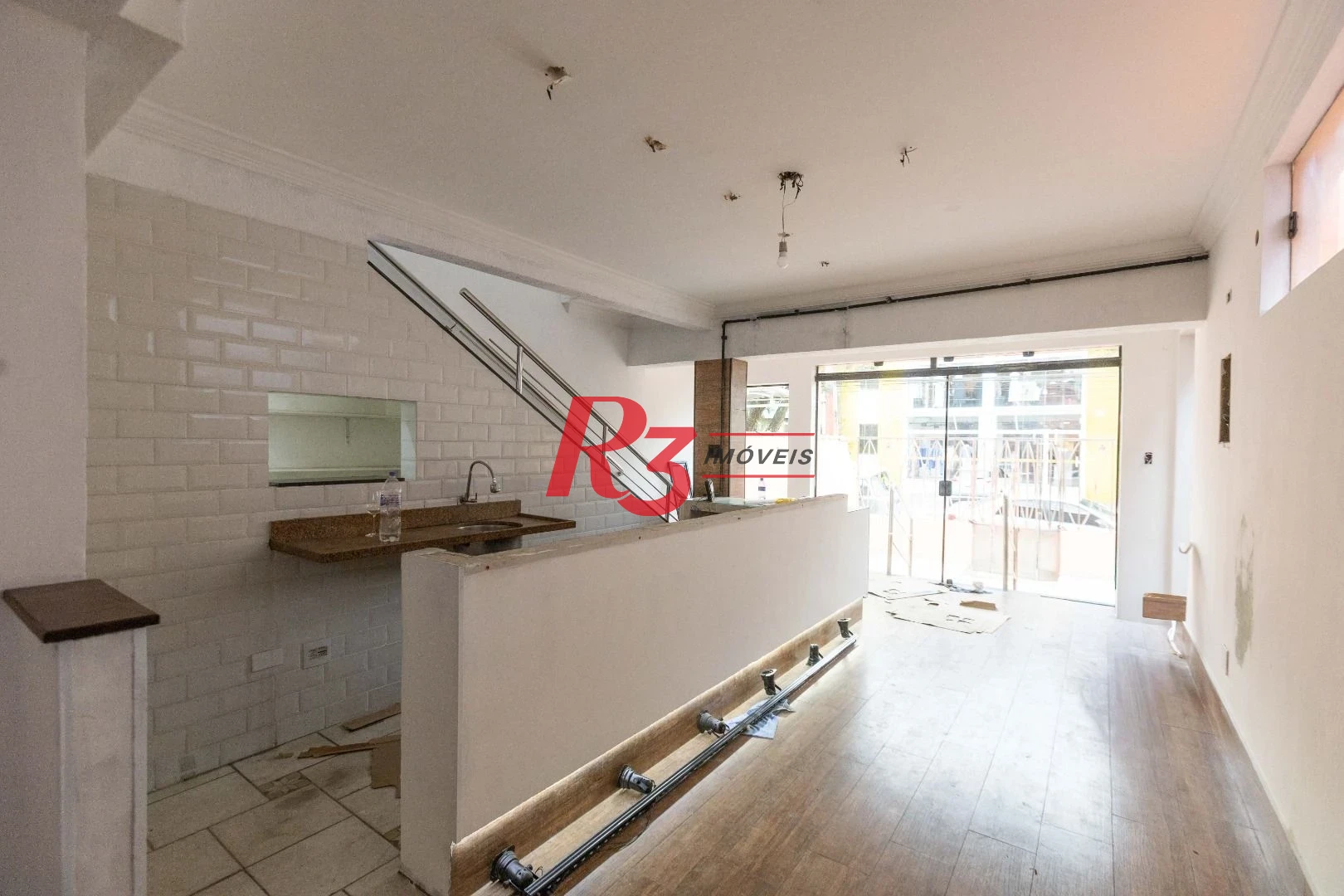 Sobrado para alugar, 173 m² por R$ 8.989,22/mês - Boqueirão - Santos/SP