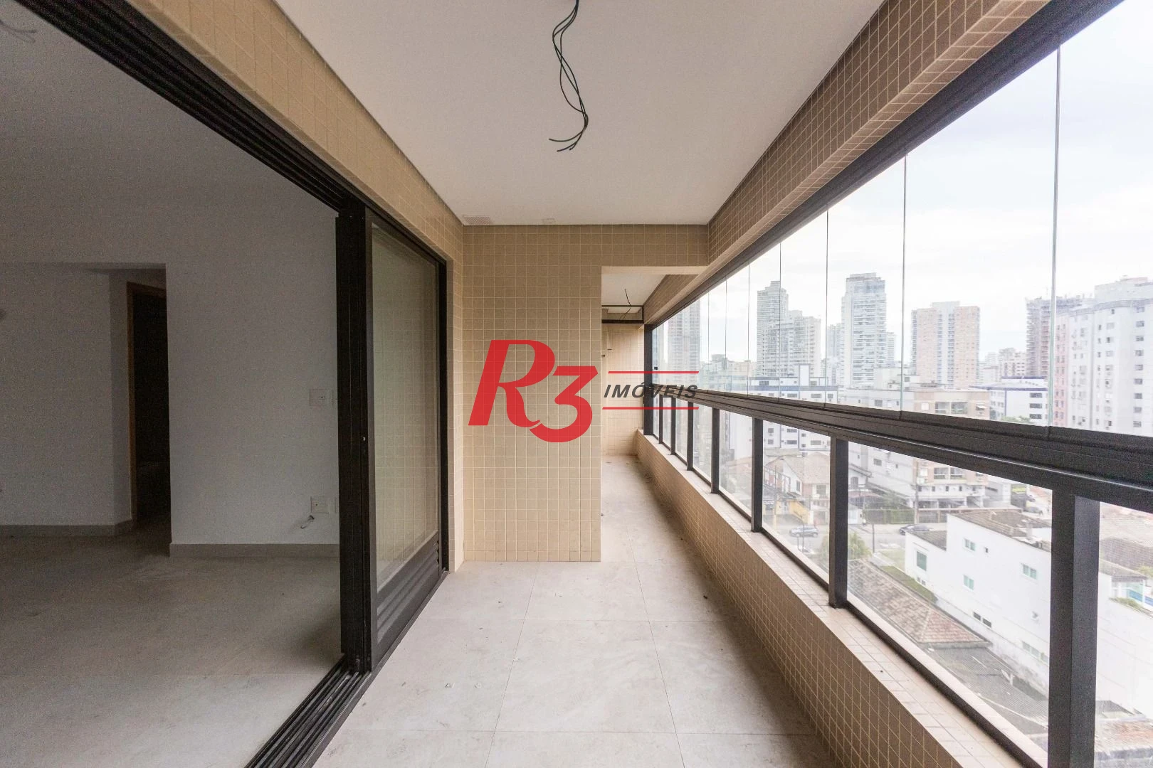 Apartamento com 2 dormitórios à venda, 65 m² por R$ 770.000,00 - Ponta da Praia - Santos/SP
