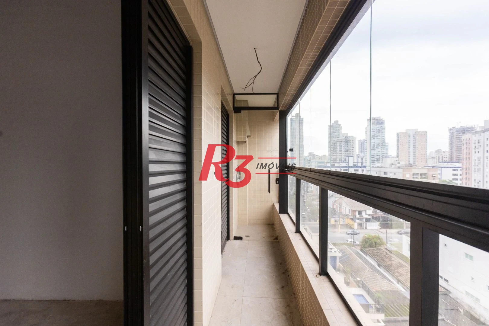 Apartamento com 2 dormitórios à venda, 65 m² por R$ 770.000,00 - Ponta da Praia - Santos/SP