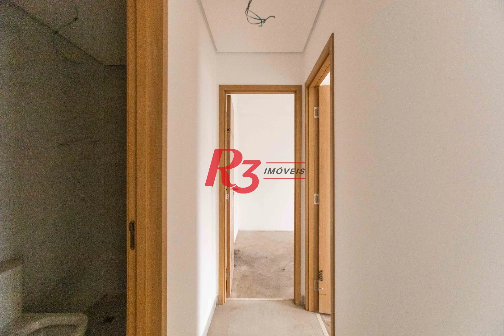 Apartamento com 2 dormitórios à venda, 65 m² por R$ 770.000,00 - Ponta da Praia - Santos/SP