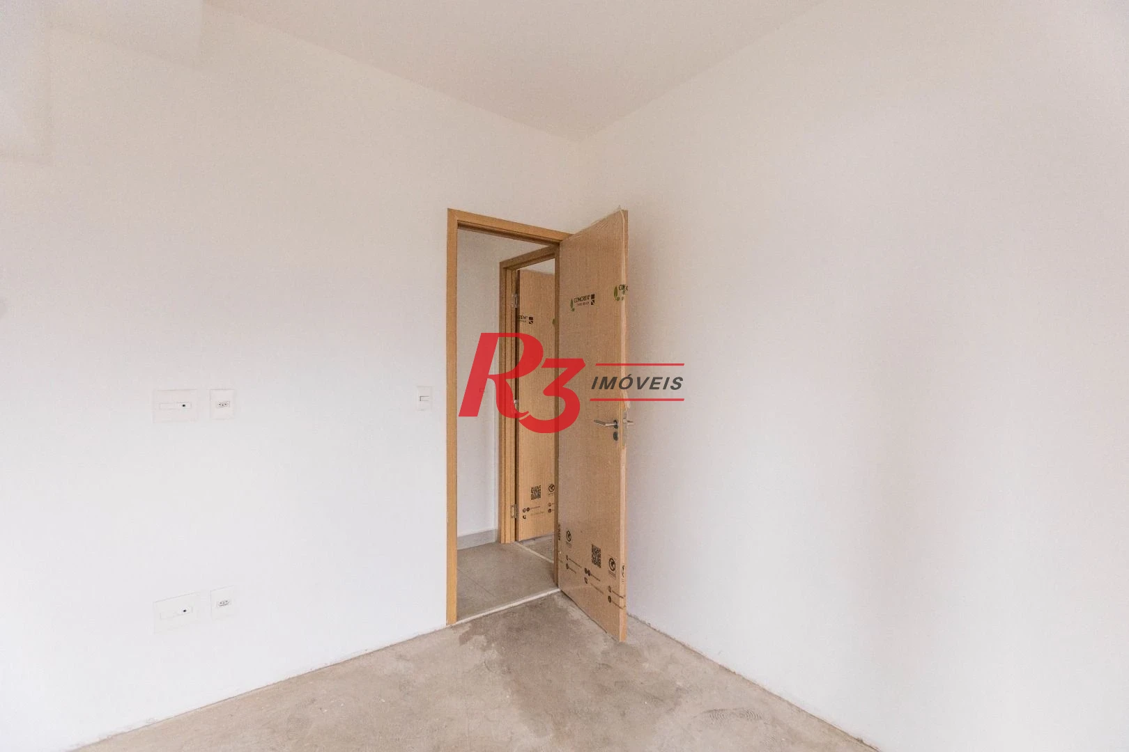 Apartamento com 2 dormitórios à venda, 65 m² por R$ 770.000,00 - Ponta da Praia - Santos/SP