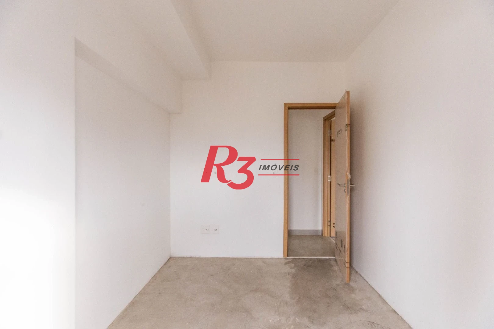 Apartamento com 2 dormitórios à venda, 65 m² por R$ 770.000,00 - Ponta da Praia - Santos/SP