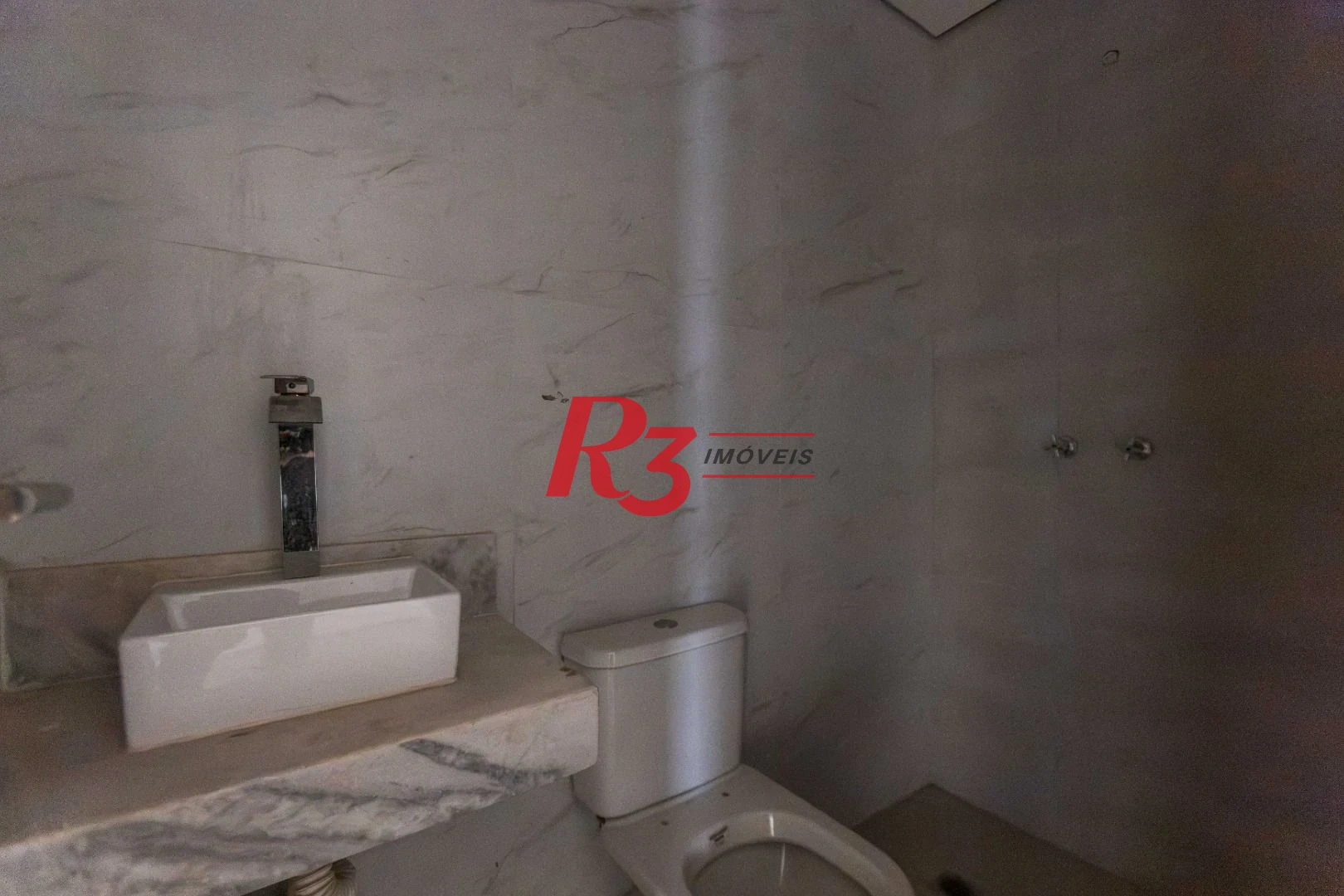 Apartamento com 2 dormitórios à venda, 65 m² por R$ 770.000,00 - Ponta da Praia - Santos/SP