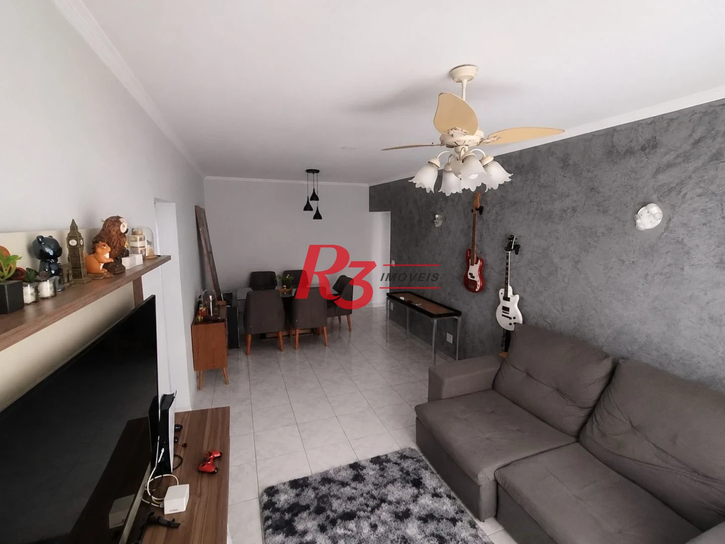 Apartamento com 2 dormitórios à venda, 77 m² por R$ 530.000,00 - Embaré - Santos/SP