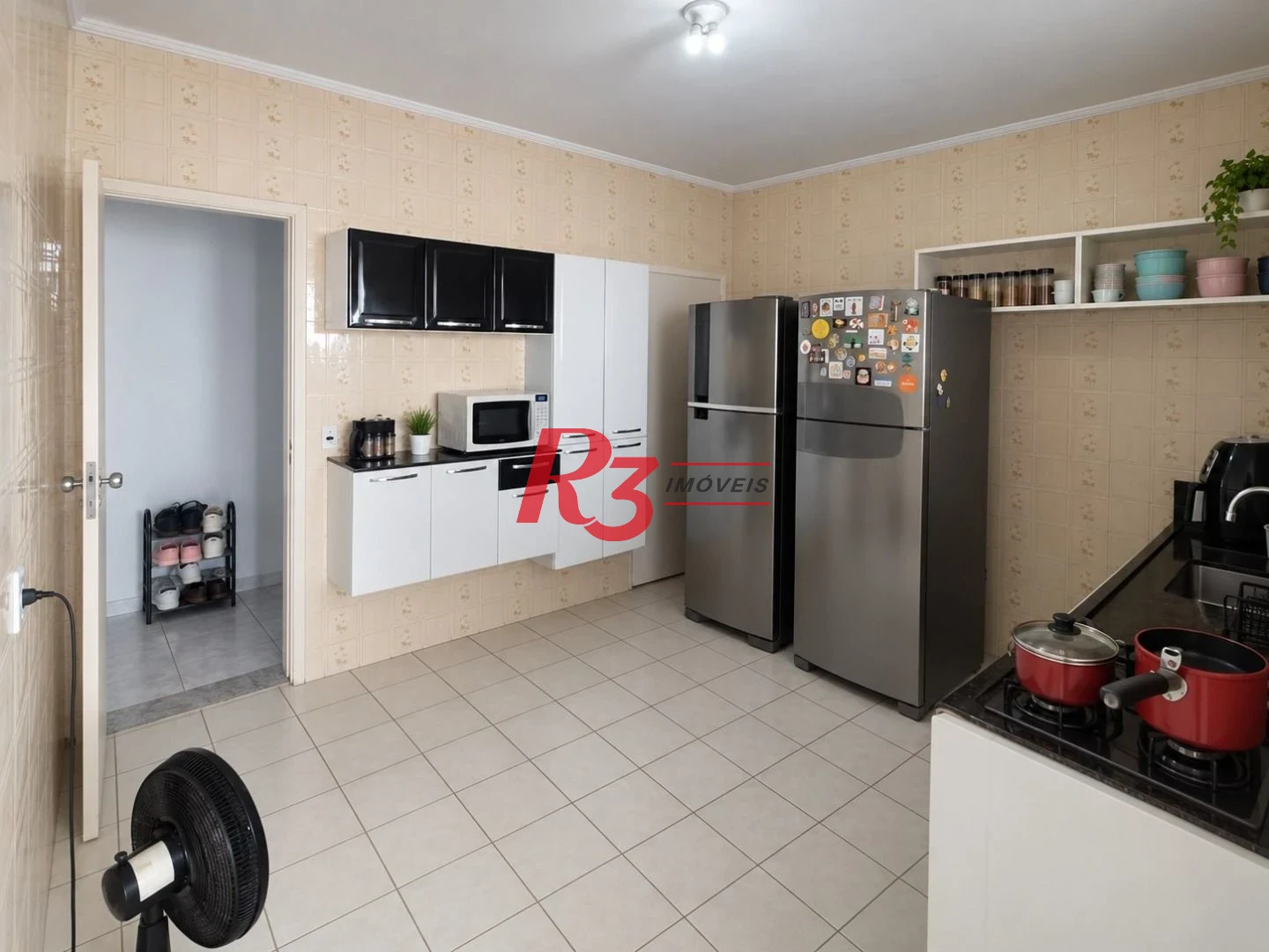 Apartamento com 2 dormitórios à venda, 77 m² por R$ 530.000,00 - Embaré - Santos/SP