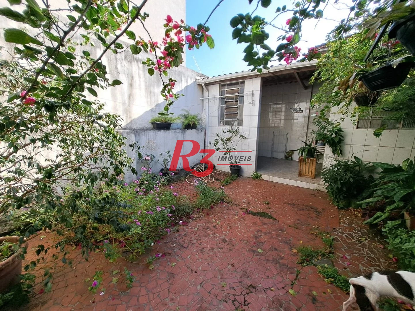Sobrado com 3 dormitórios à venda, 167 m² por R$ 700.000,00 - Vila Matias - Santos/SP