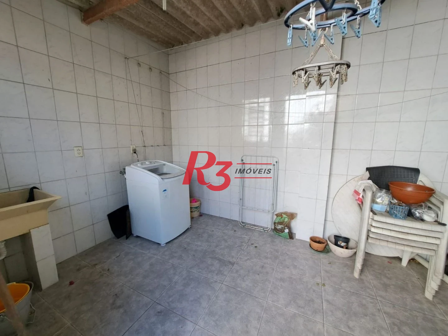 Sobrado com 3 dormitórios à venda, 167 m² por R$ 700.000,00 - Vila Matias - Santos/SP