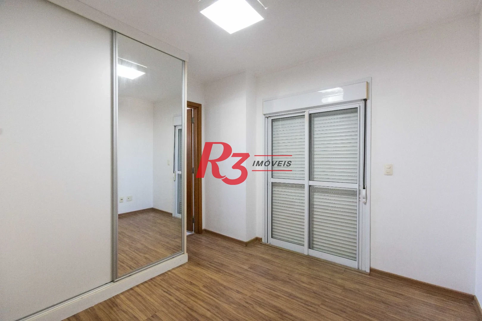 Apartamento Duplex com 3 dormitórios à venda, 100 m² por R$ 1.350.000,00 - Pompéia - Santos/SP