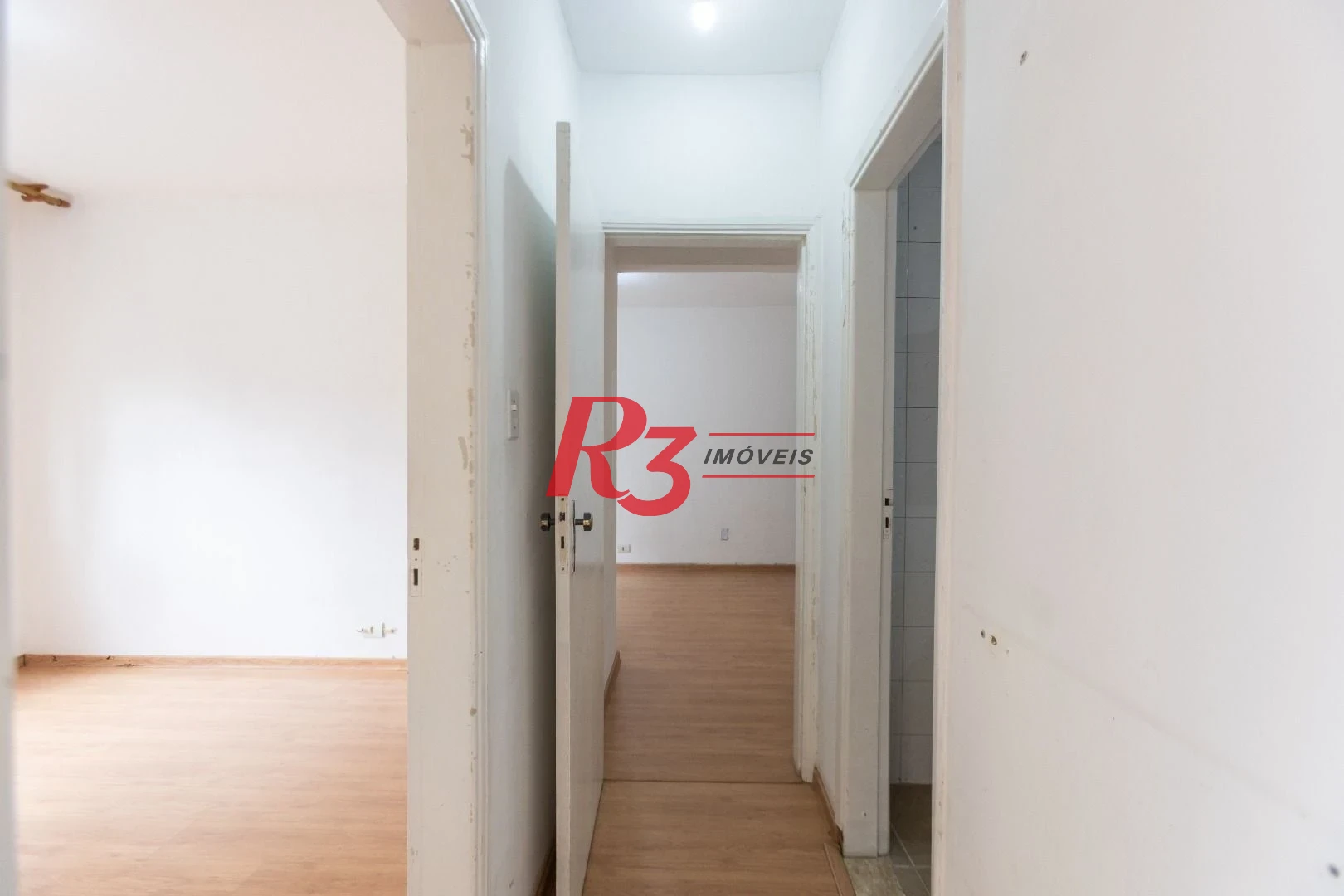 Apartamento com 2 dormitórios para alugar, 75 m² por R$ 4.000,00/mês - Gonzaga - Santos/SP