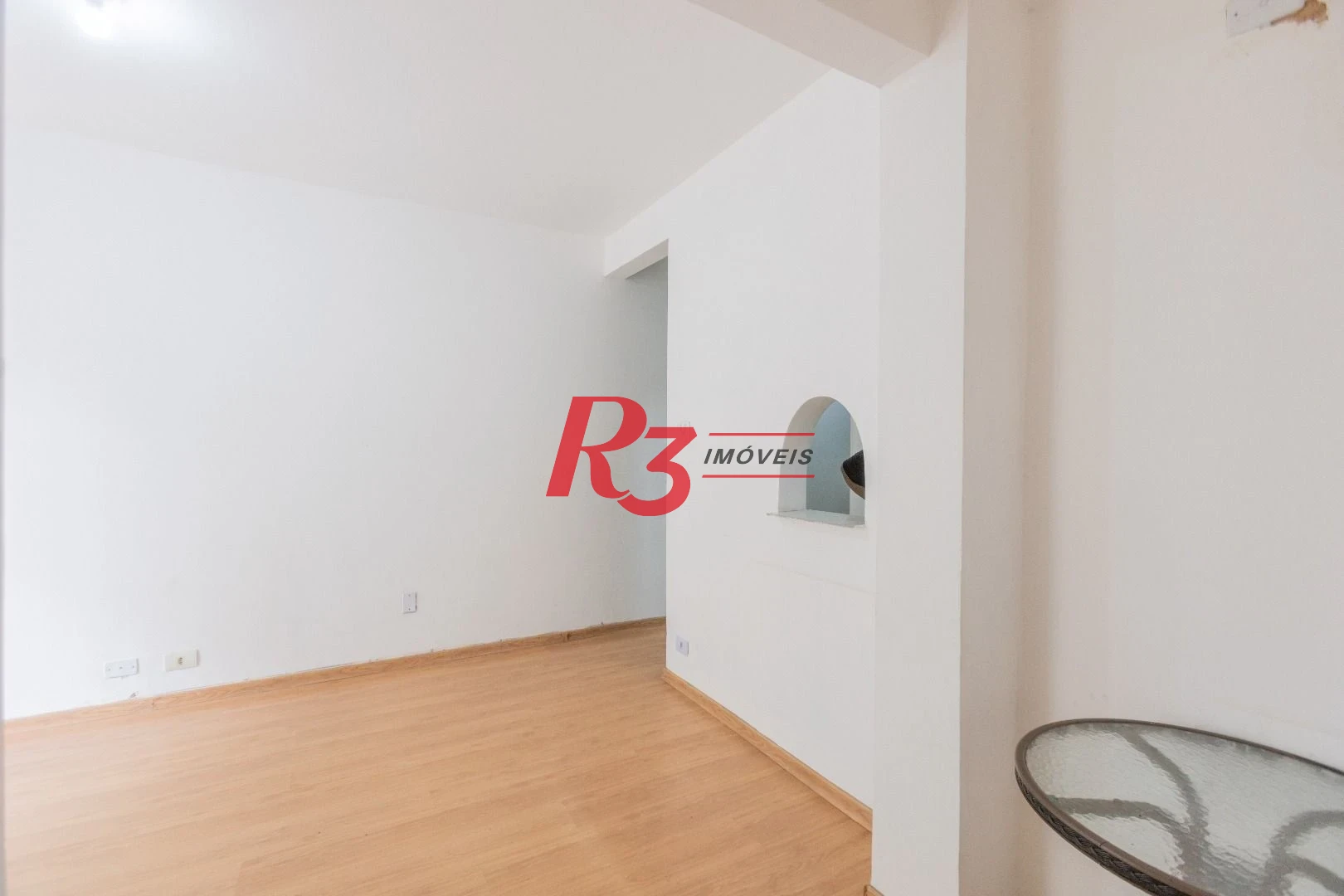 Apartamento com 2 dormitórios para alugar, 75 m² por R$ 4.000,00/mês - Gonzaga - Santos/SP