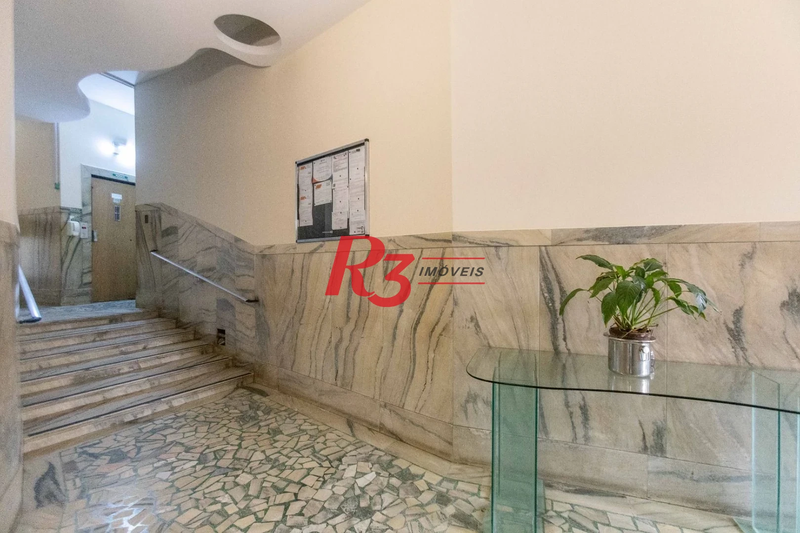 Apartamento com 2 dormitórios para alugar, 75 m² por R$ 4.000,00/mês - Gonzaga - Santos/SP