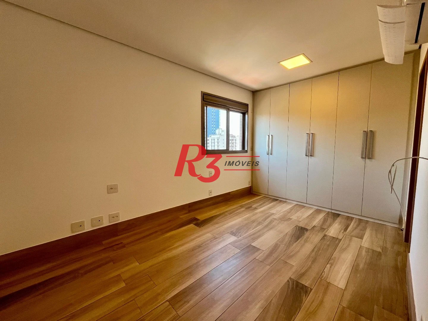 Apartamento com 1 dormitório à venda, 65 m² por R$ 1.150.000,00 - Aparecida - Santos/SP