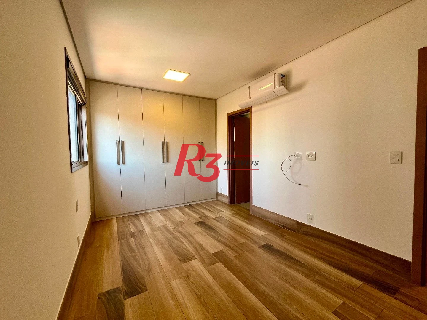 Apartamento com 1 dormitório à venda, 65 m² por R$ 1.150.000,00 - Aparecida - Santos/SP