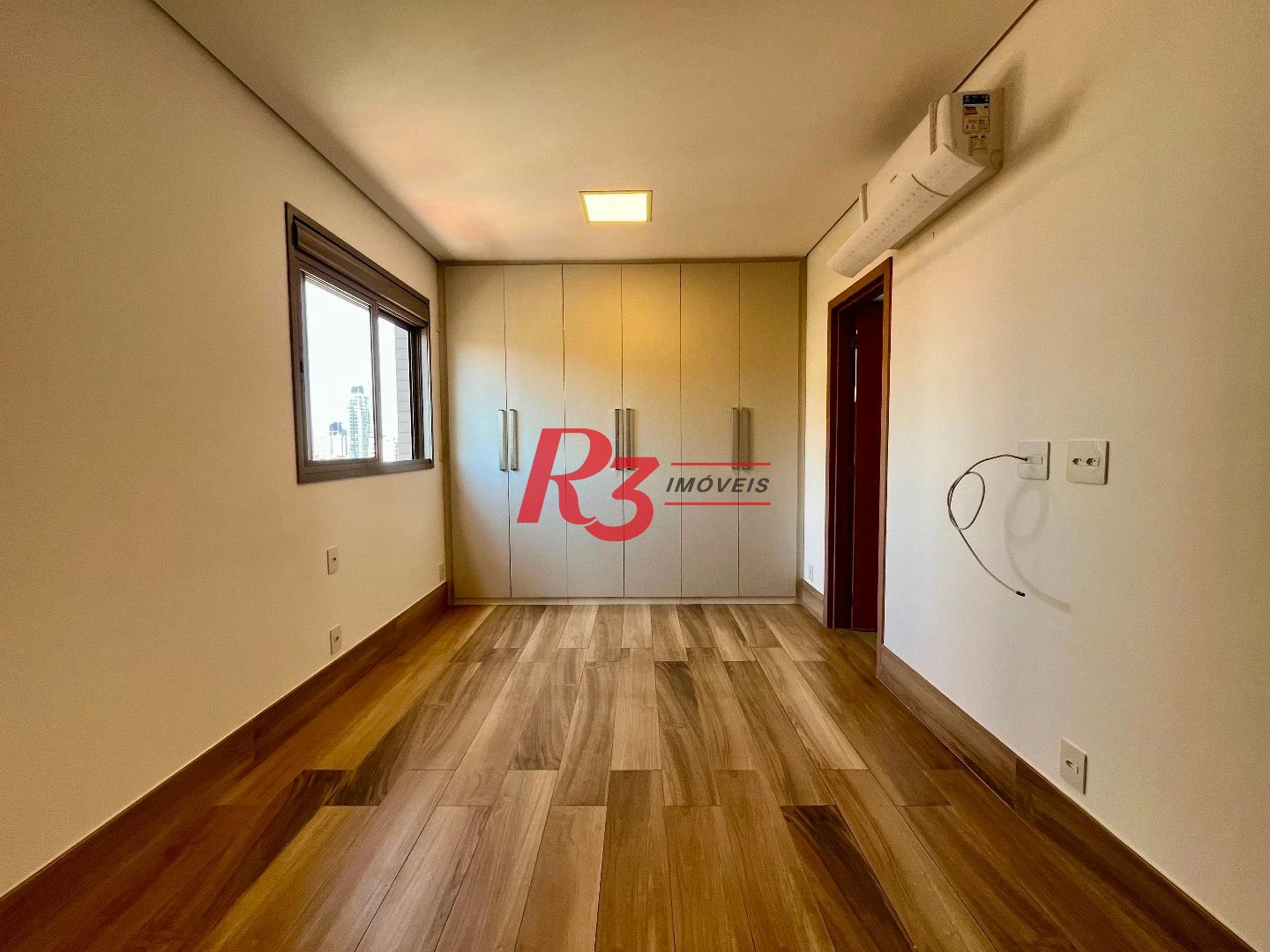 Apartamento com 1 dormitório à venda, 65 m² por R$ 1.150.000,00 - Aparecida - Santos/SP