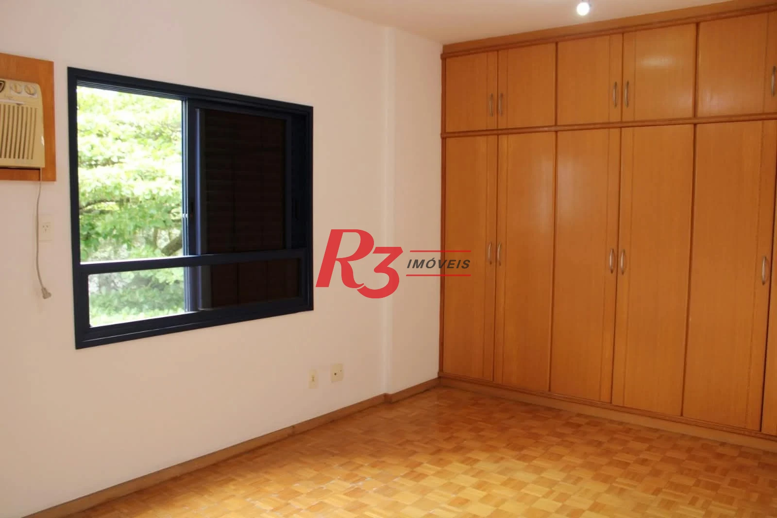Apartamento com 3 dormitórios à venda, 132 m² por R$ 1.150.000,00 - Ponta da Praia - Santos/SP