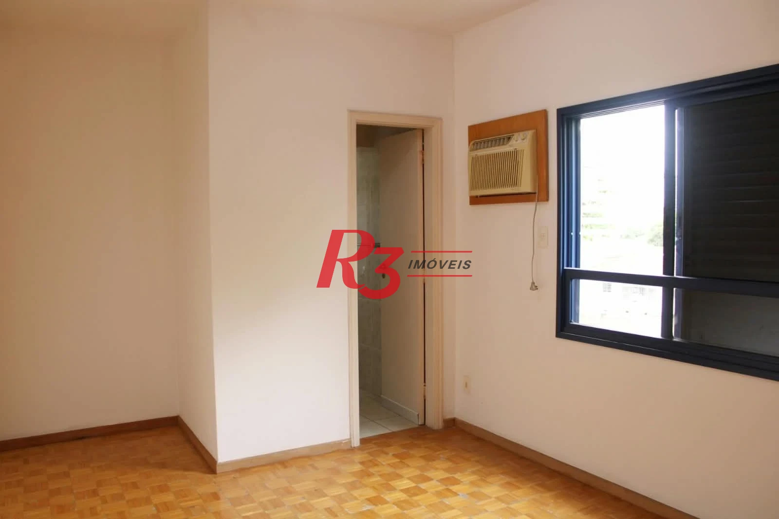 Apartamento com 3 dormitórios à venda, 132 m² por R$ 1.150.000,00 - Ponta da Praia - Santos/SP