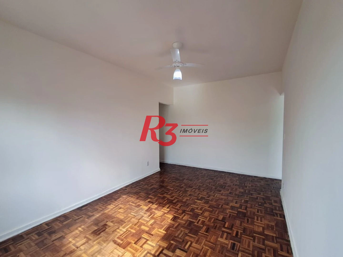 Apartamento com 3 dormitórios à venda, 75 m² por R$ 425.000,00 - Encruzilhada - Santos/SP