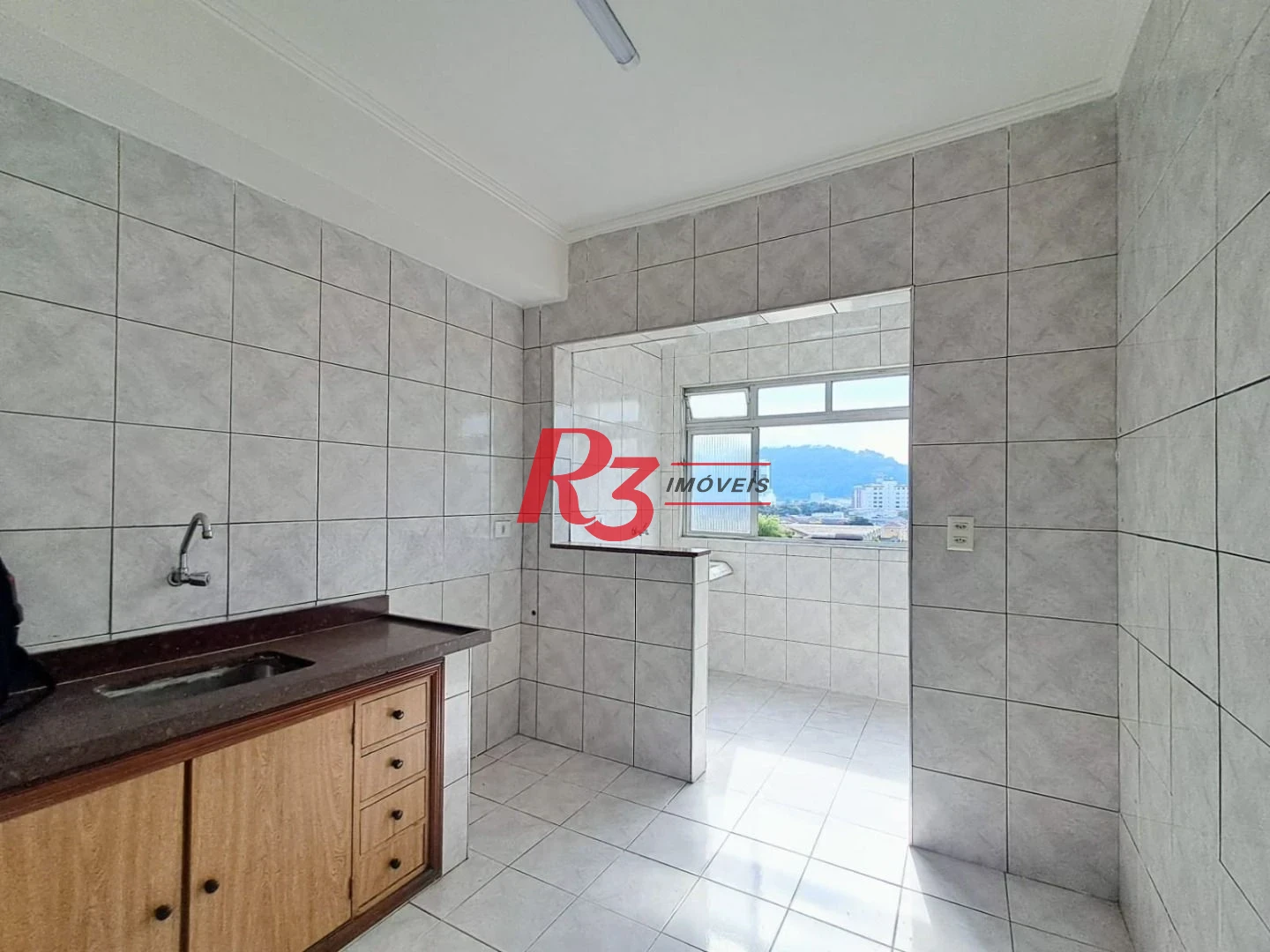 Apartamento com 3 dormitórios à venda, 75 m² por R$ 425.000,00 - Encruzilhada - Santos/SP