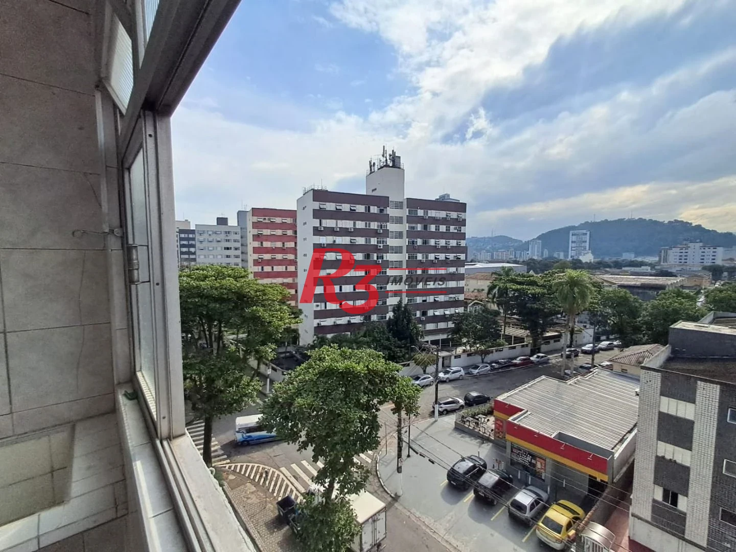 Apartamento com 3 dormitórios à venda, 75 m² por R$ 425.000,00 - Encruzilhada - Santos/SP