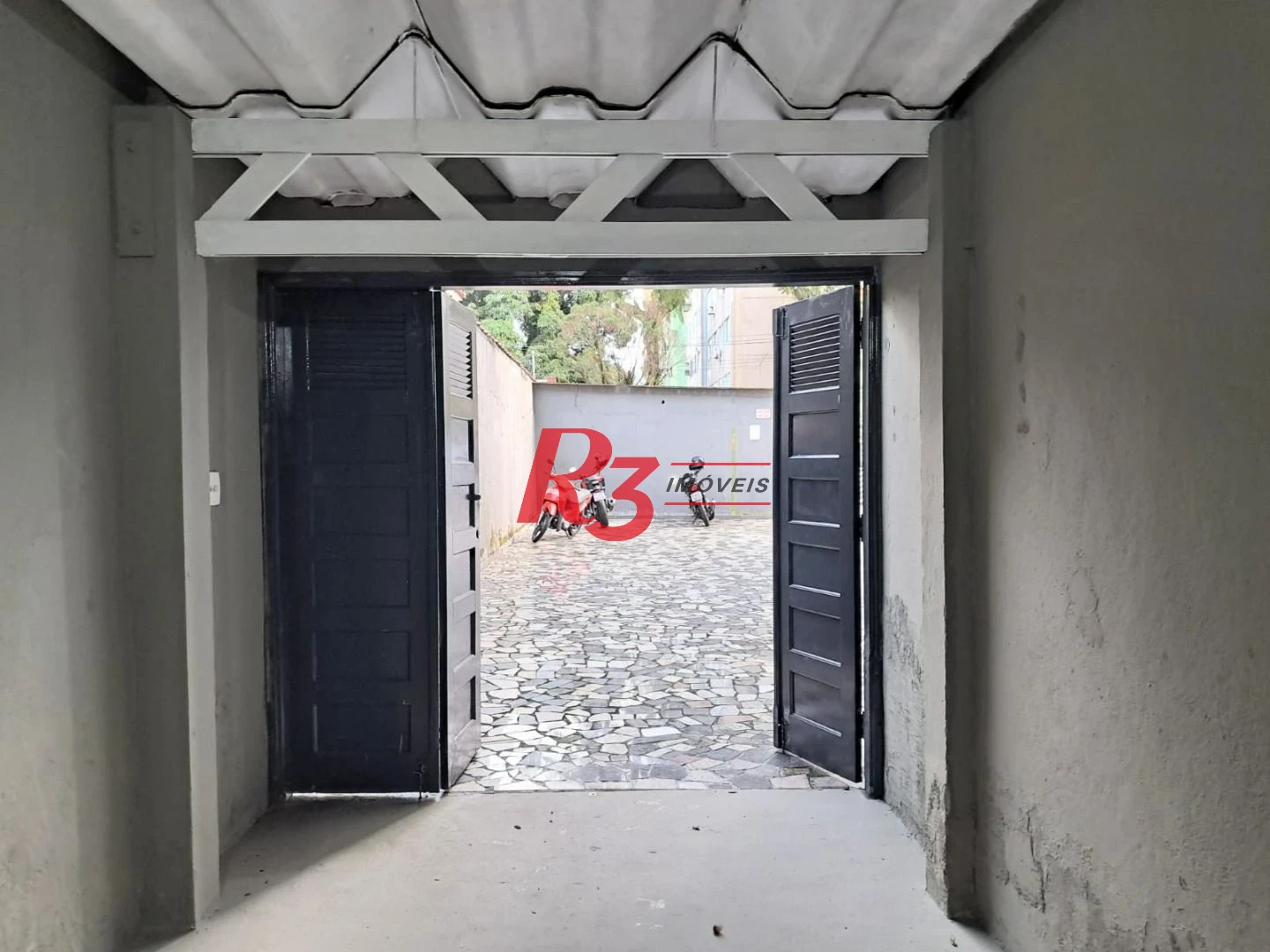 Apartamento com 3 dormitórios à venda, 75 m² por R$ 425.000,00 - Encruzilhada - Santos/SP