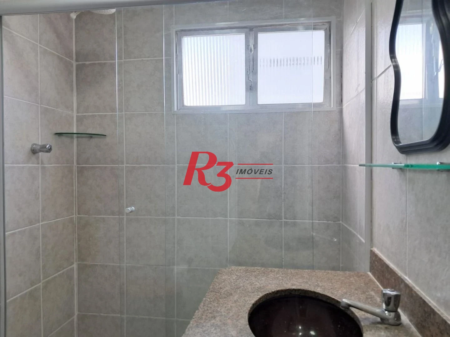 Apartamento com 3 dormitórios à venda, 75 m² por R$ 425.000,00 - Encruzilhada - Santos/SP