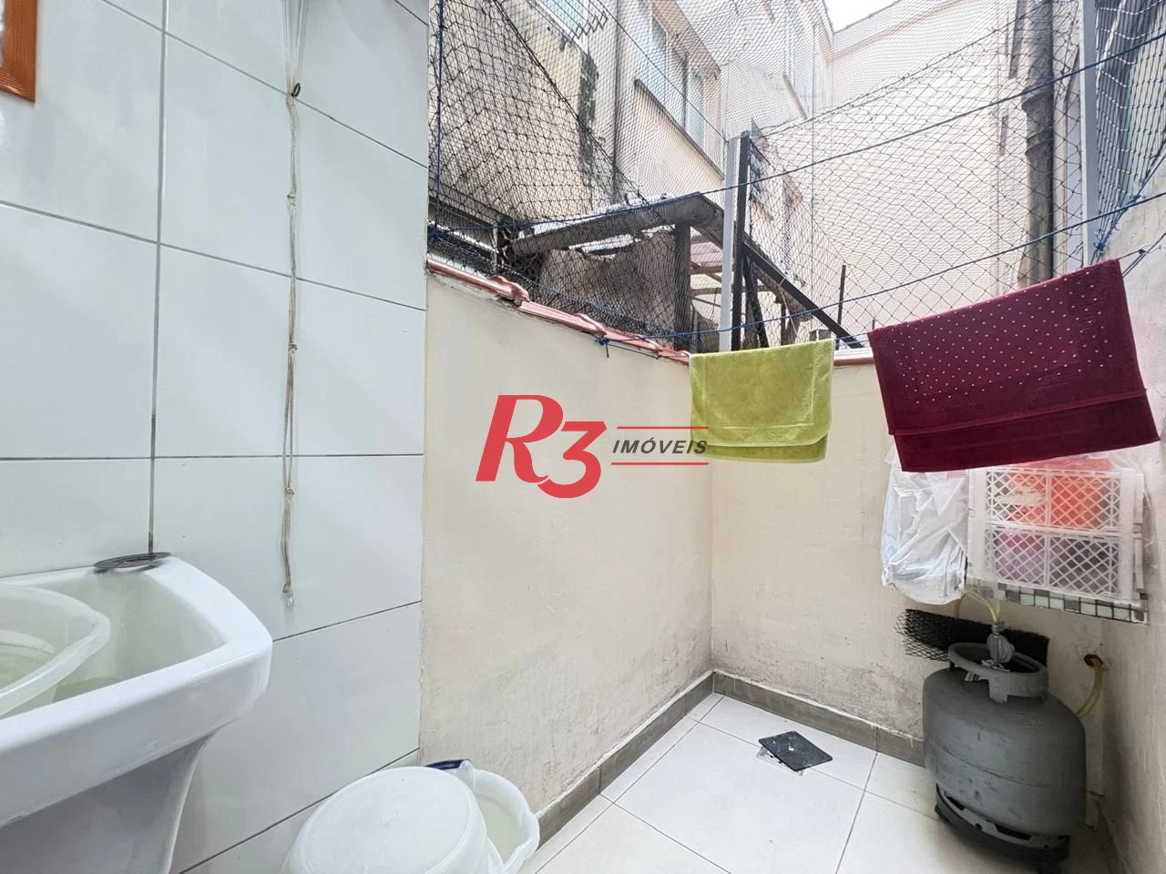 Apartamento à venda, 76 m² por R$ 450.000,00 - Encruzilhada - Santos/SP