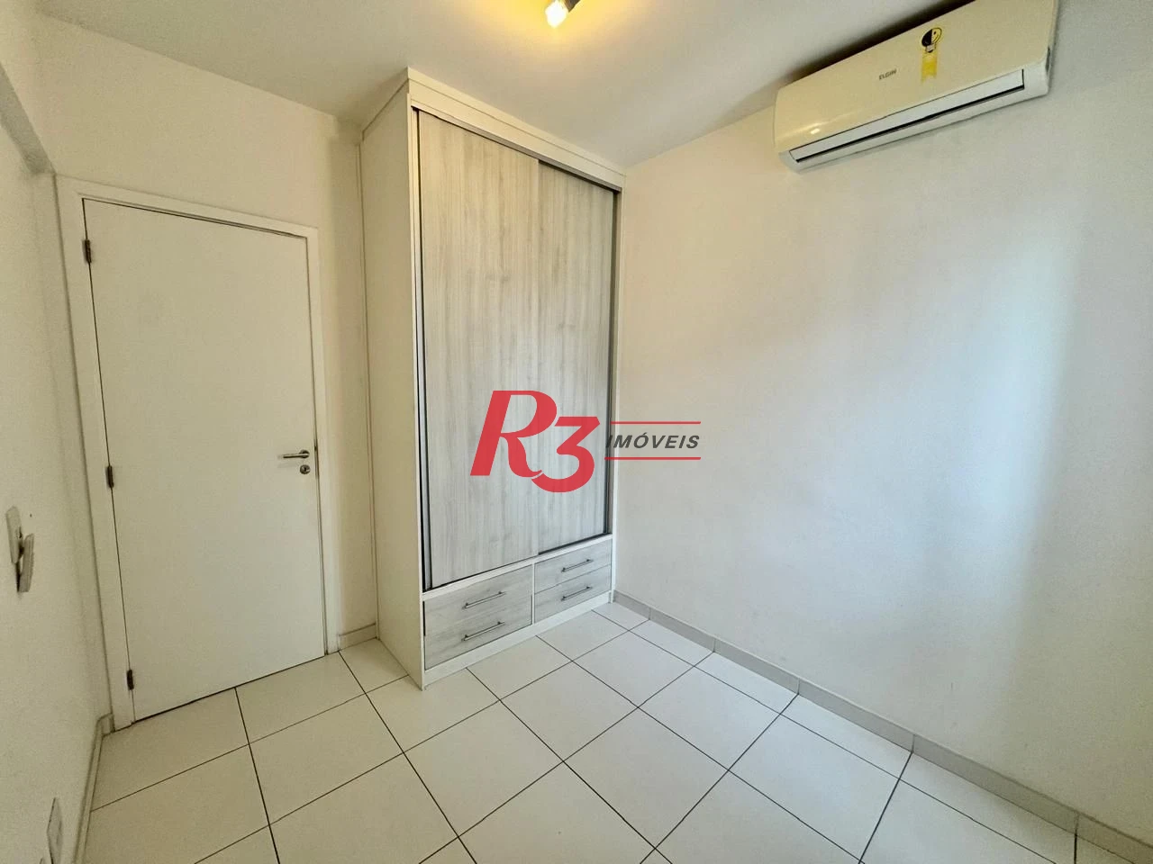 Apartamento para alugar, 84 m² por R$ 5.200,00/mês - Marapé - Santos/SP