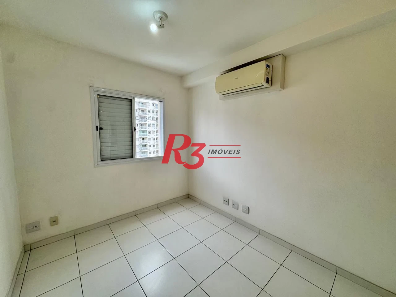 Apartamento para alugar, 84 m² por R$ 5.200,00/mês - Marapé - Santos/SP