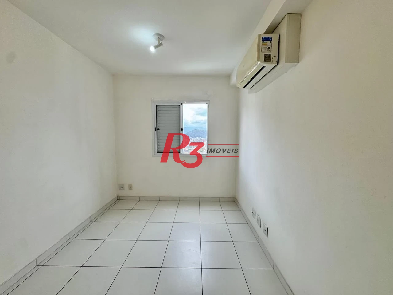 Apartamento para alugar, 84 m² por R$ 5.200,00/mês - Marapé - Santos/SP
