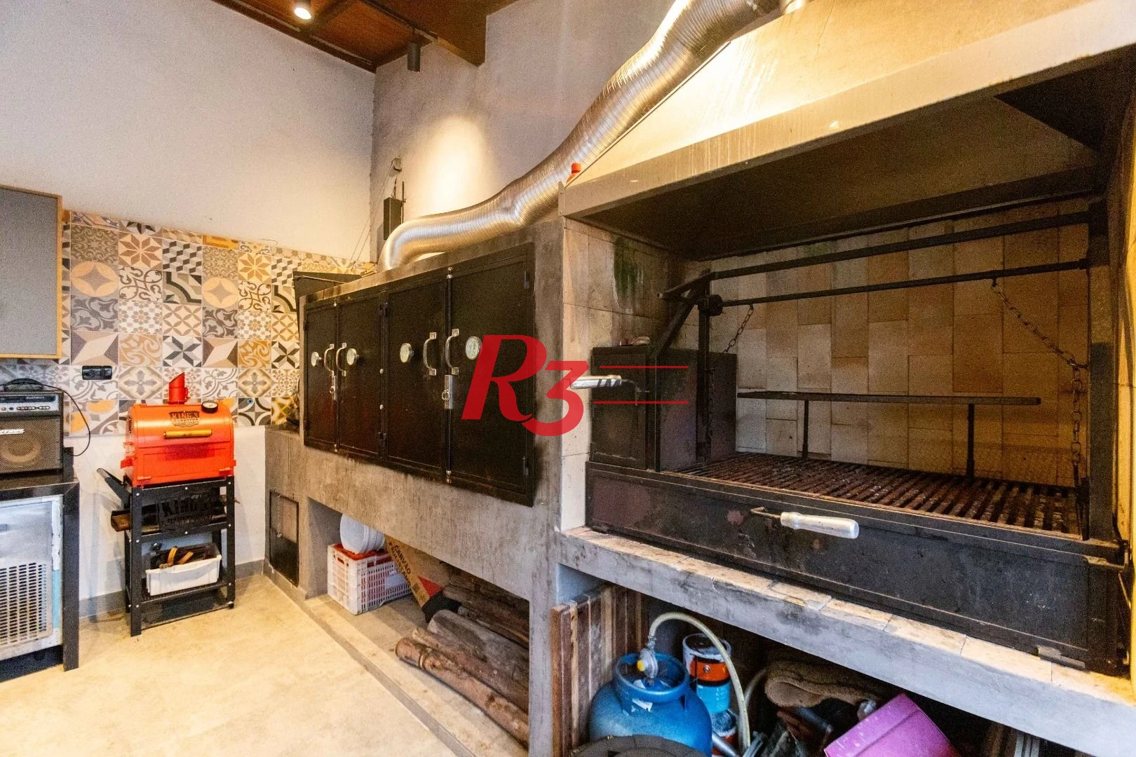 Casa com 3 dormitórios à venda, 275 m² por R$ 1.500.000,00 - Macuco - Santos/SP