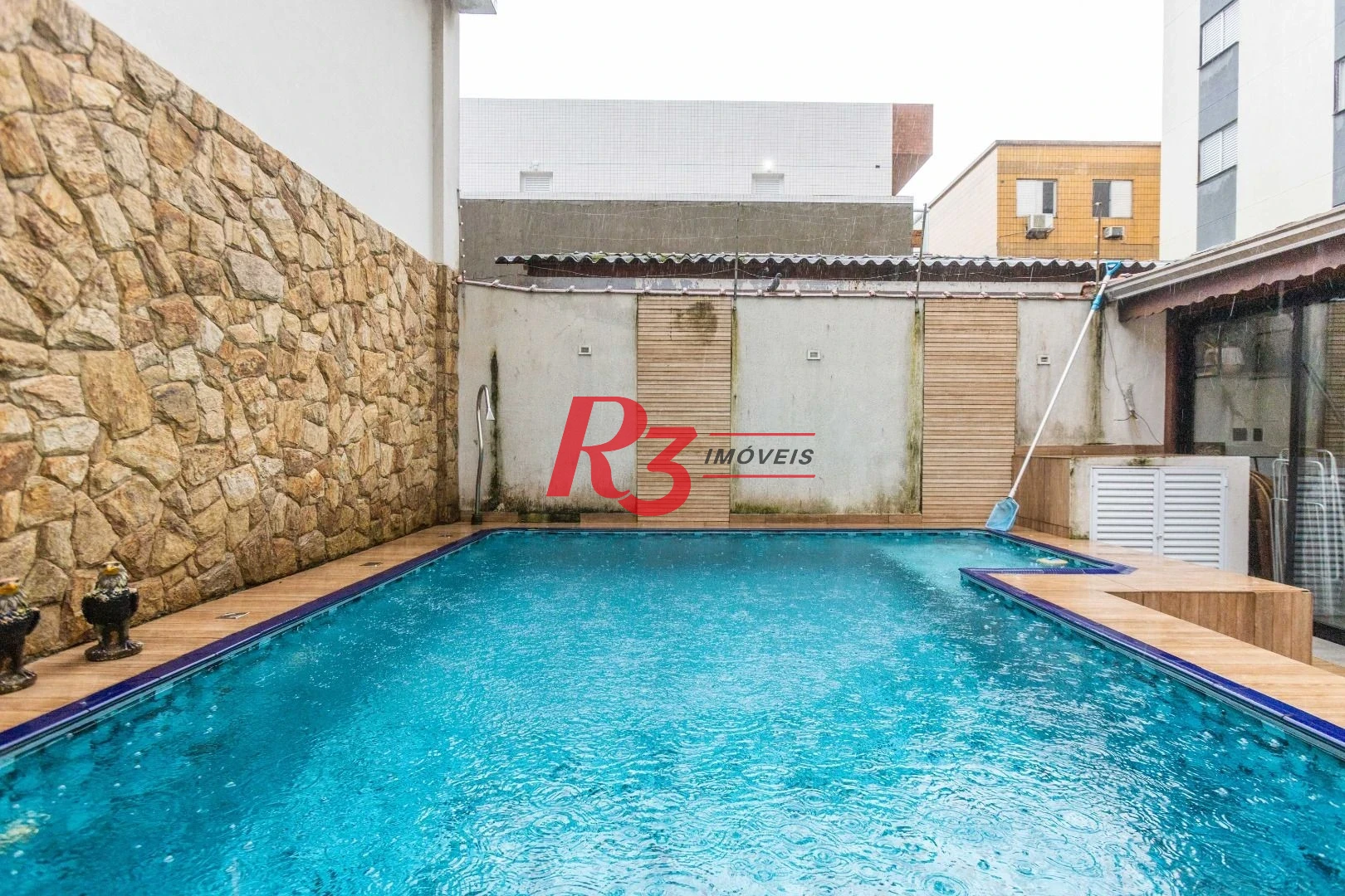 Casa com 3 dormitórios à venda, 275 m² por R$ 1.500.000,00 - Macuco - Santos/SP