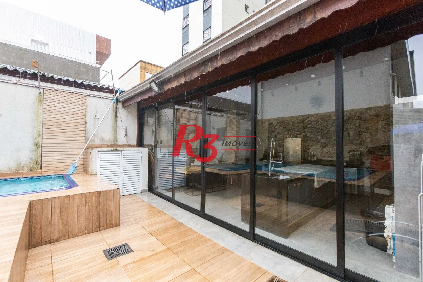 Casa com 3 dormitórios à venda, 275 m² por R$ 1.500.000,00 - Macuco - Santos/SP
