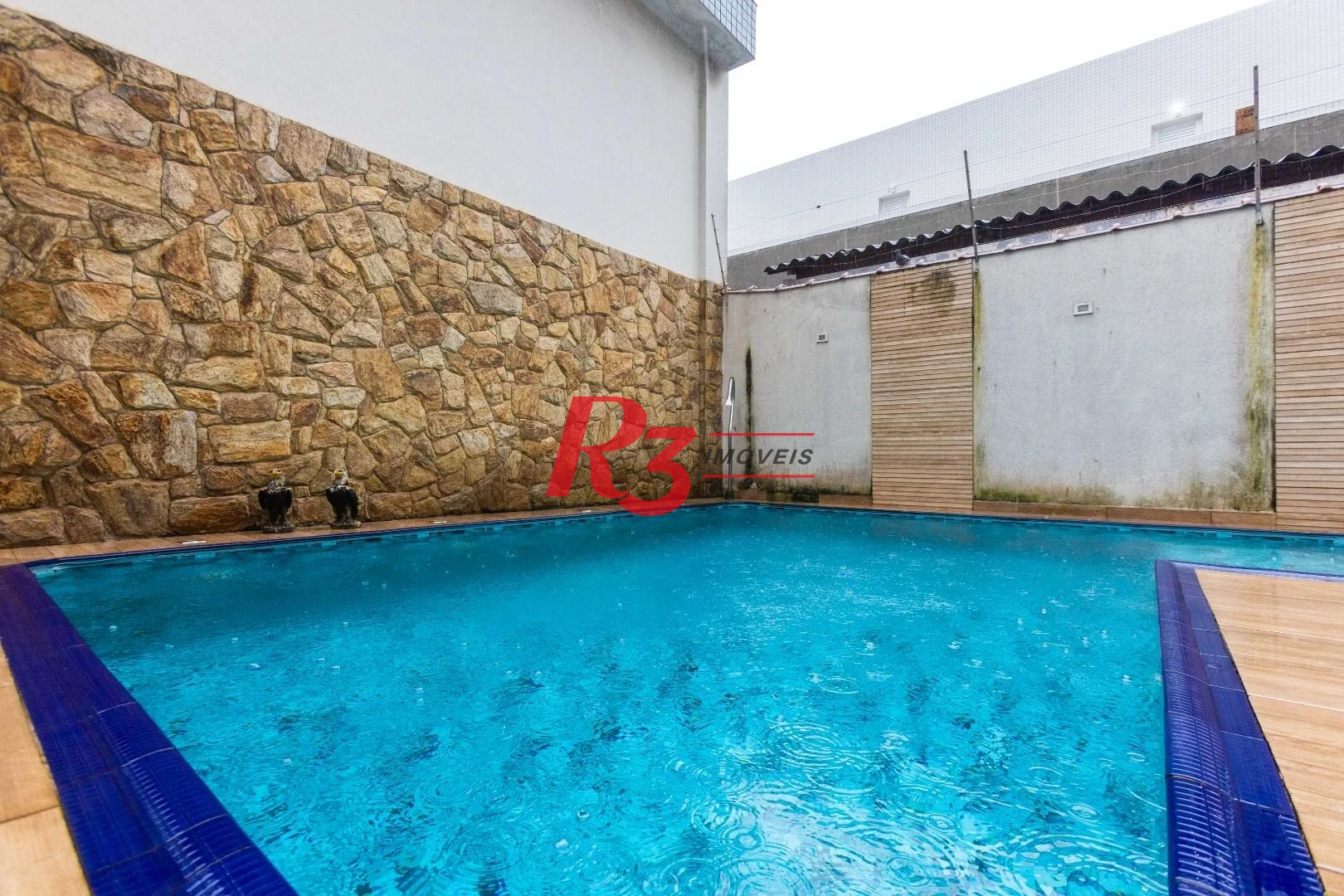 Casa com 3 dormitórios à venda, 275 m² por R$ 1.500.000,00 - Macuco - Santos/SP