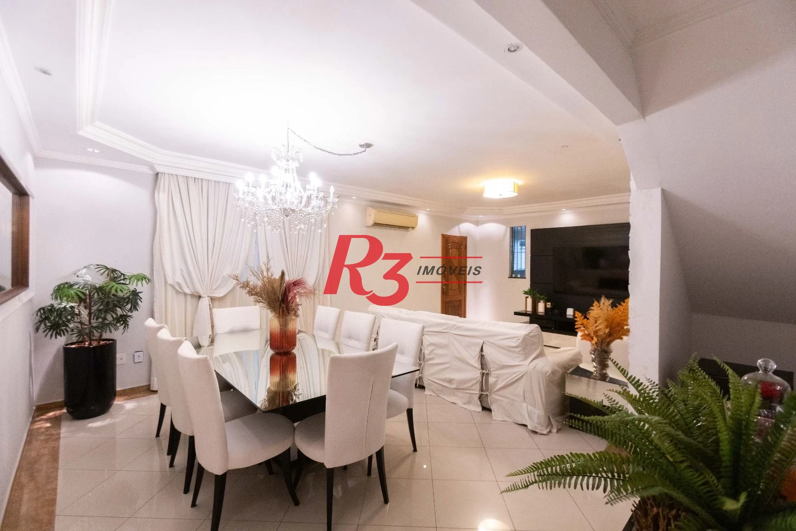Casa com 3 dormitórios à venda, 275 m² por R$ 1.500.000,00 - Macuco - Santos/SP