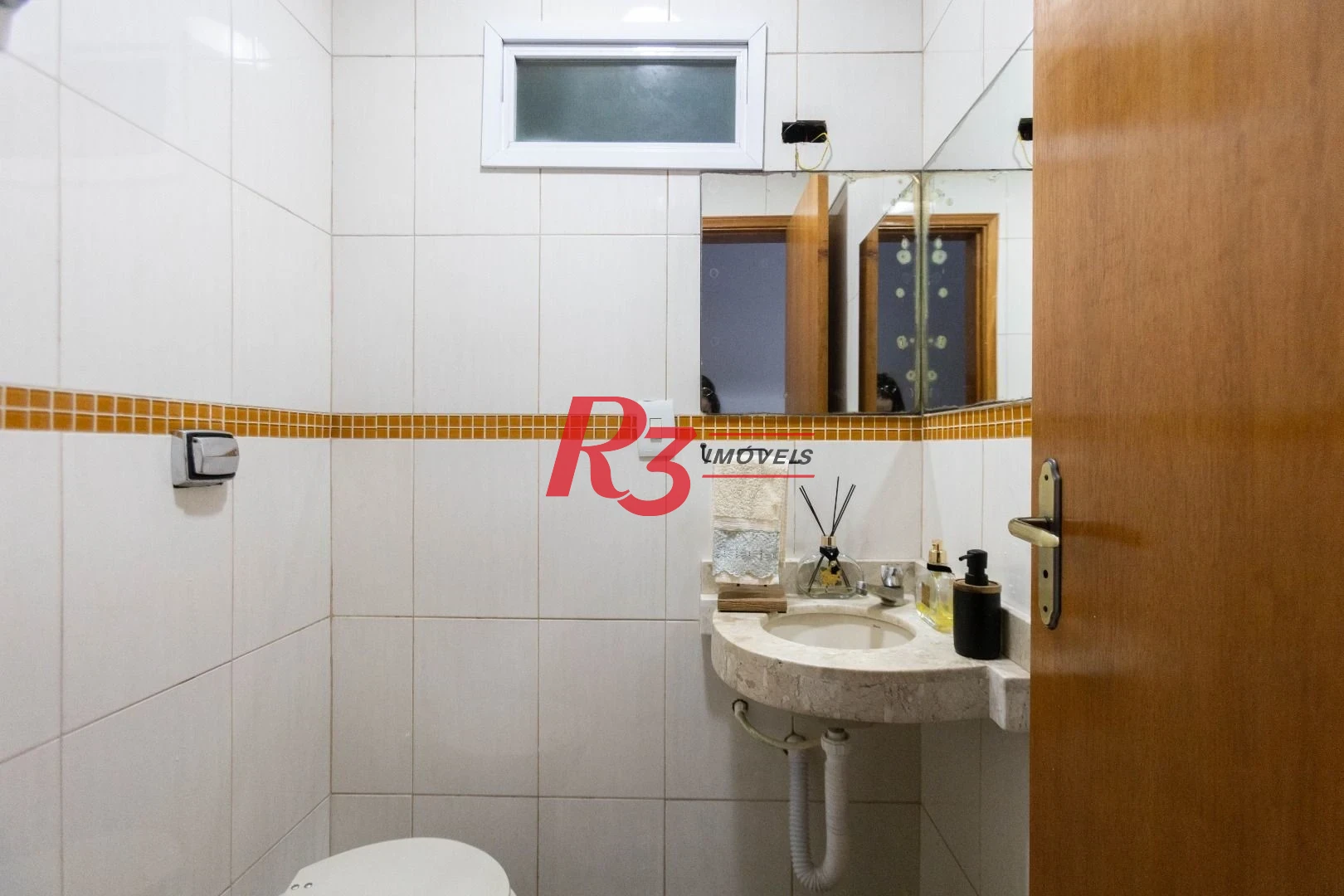Casa com 3 dormitórios à venda, 275 m² por R$ 1.500.000,00 - Macuco - Santos/SP