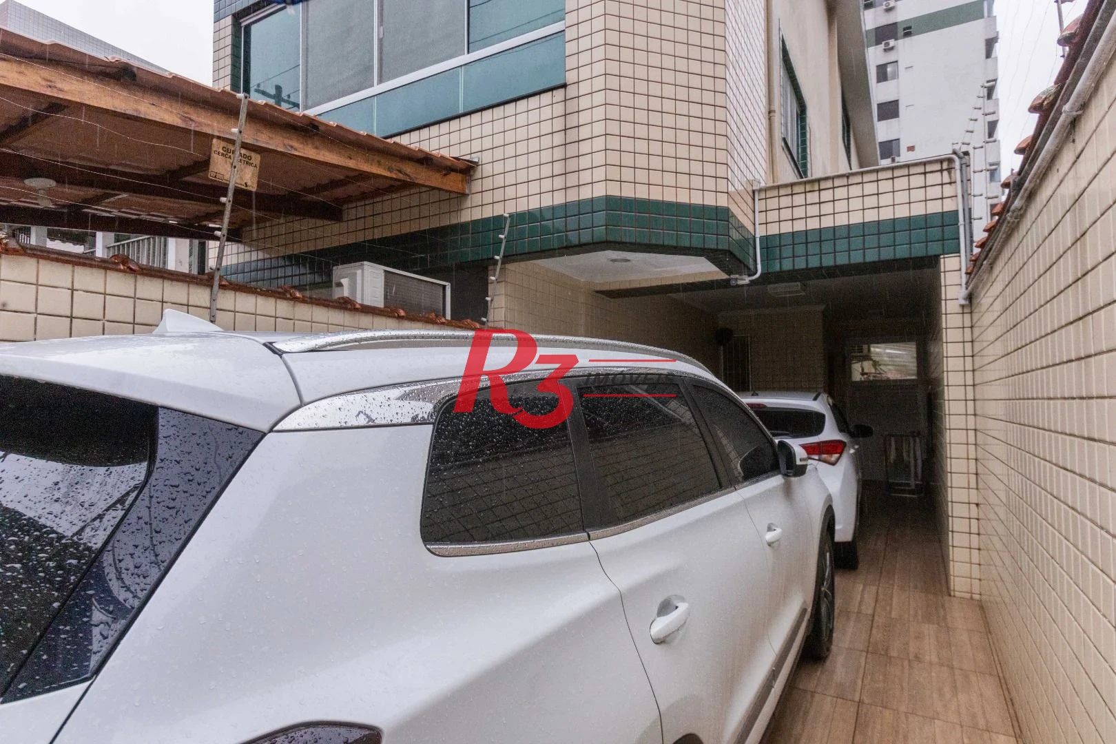 Casa com 3 dormitórios à venda, 275 m² por R$ 1.500.000,00 - Macuco - Santos/SP
