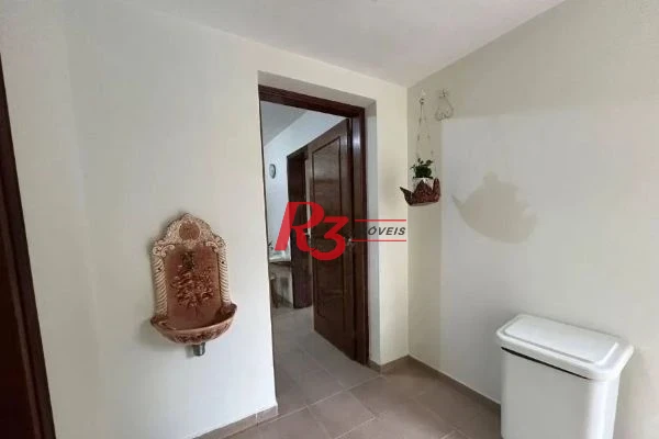 Casa com 3 dormitórios à venda, 250 m² por R$ 2.500.000,00 - Embaré - Santos/SP