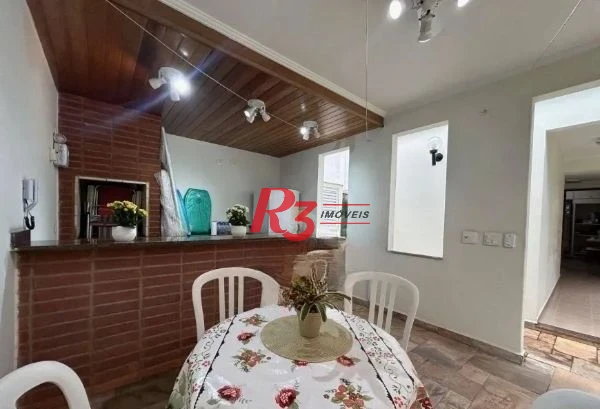 Casa com 3 dormitórios à venda, 250 m² por R$ 2.500.000,00 - Embaré - Santos/SP