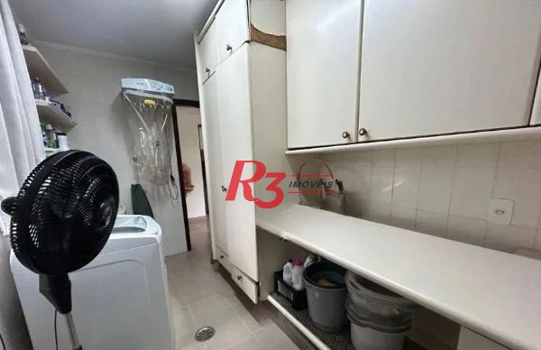 Casa com 3 dormitórios à venda, 250 m² por R$ 2.500.000,00 - Embaré - Santos/SP