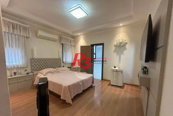 Casa com 3 dormitórios à venda, 250 m² por R$ 2.500.000,00 - Embaré - Santos/SP